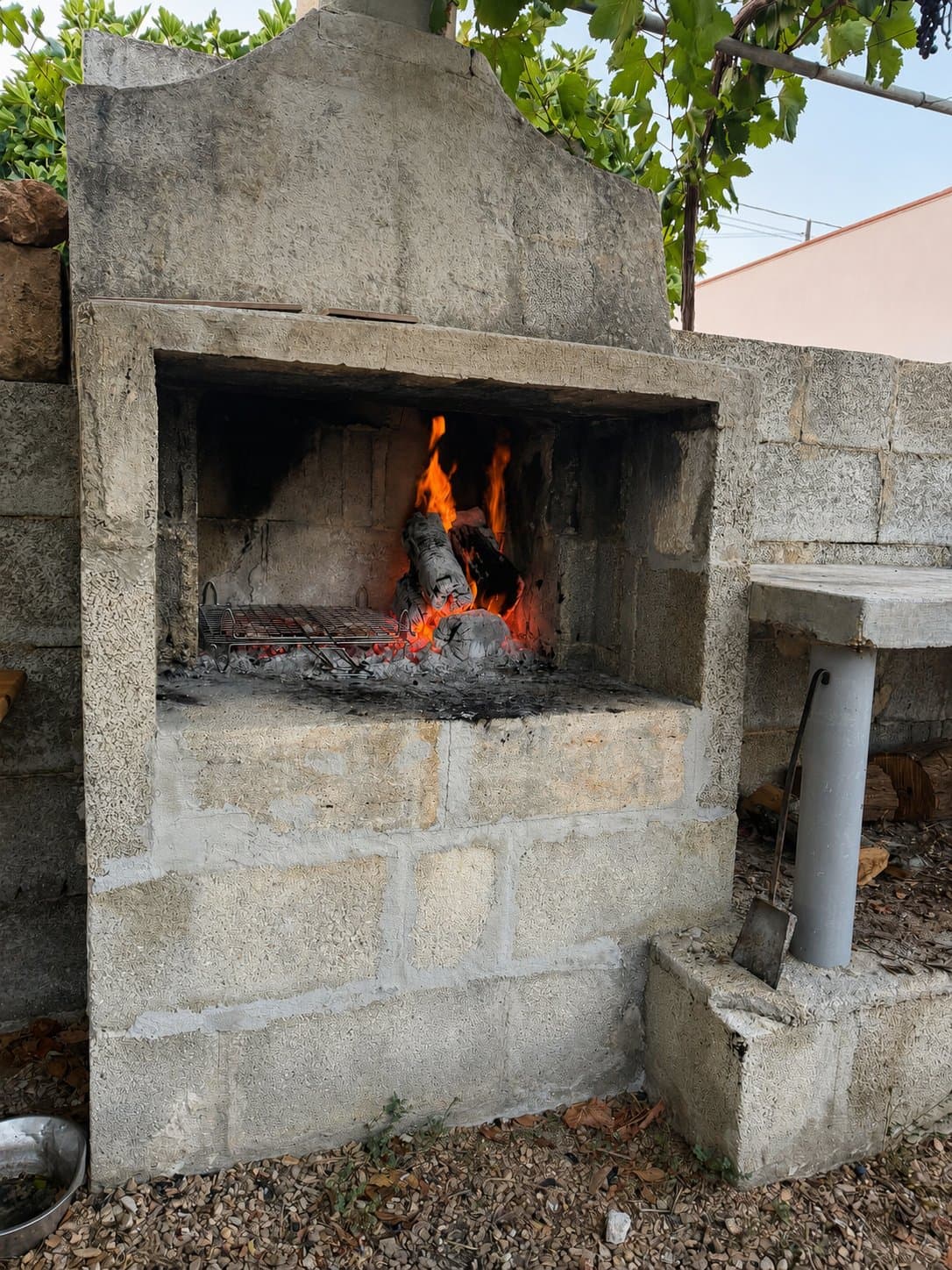 Barbecue e pergolato